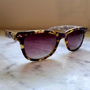 Polaroid Wayfarer Sunglasses - Polarized